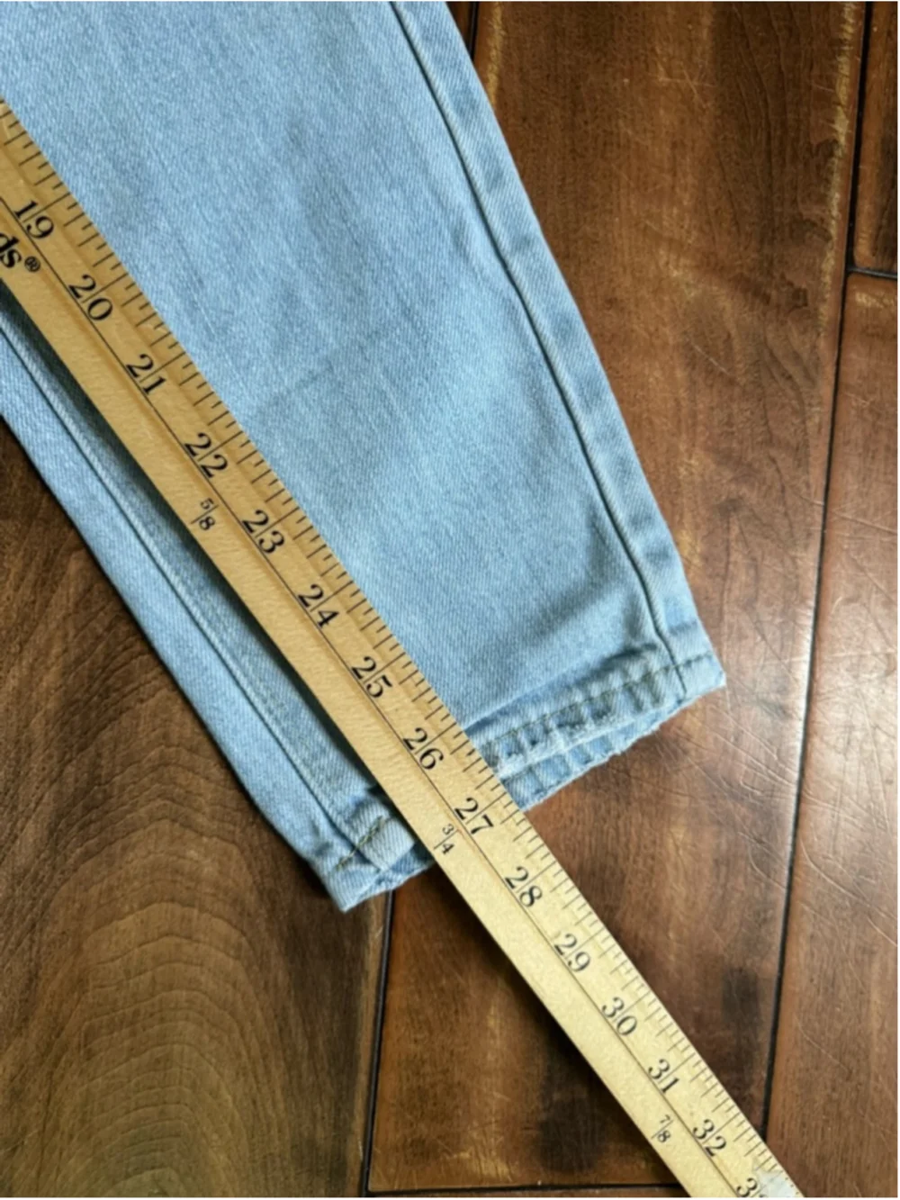 distressed light wash slim straight jeans size 24